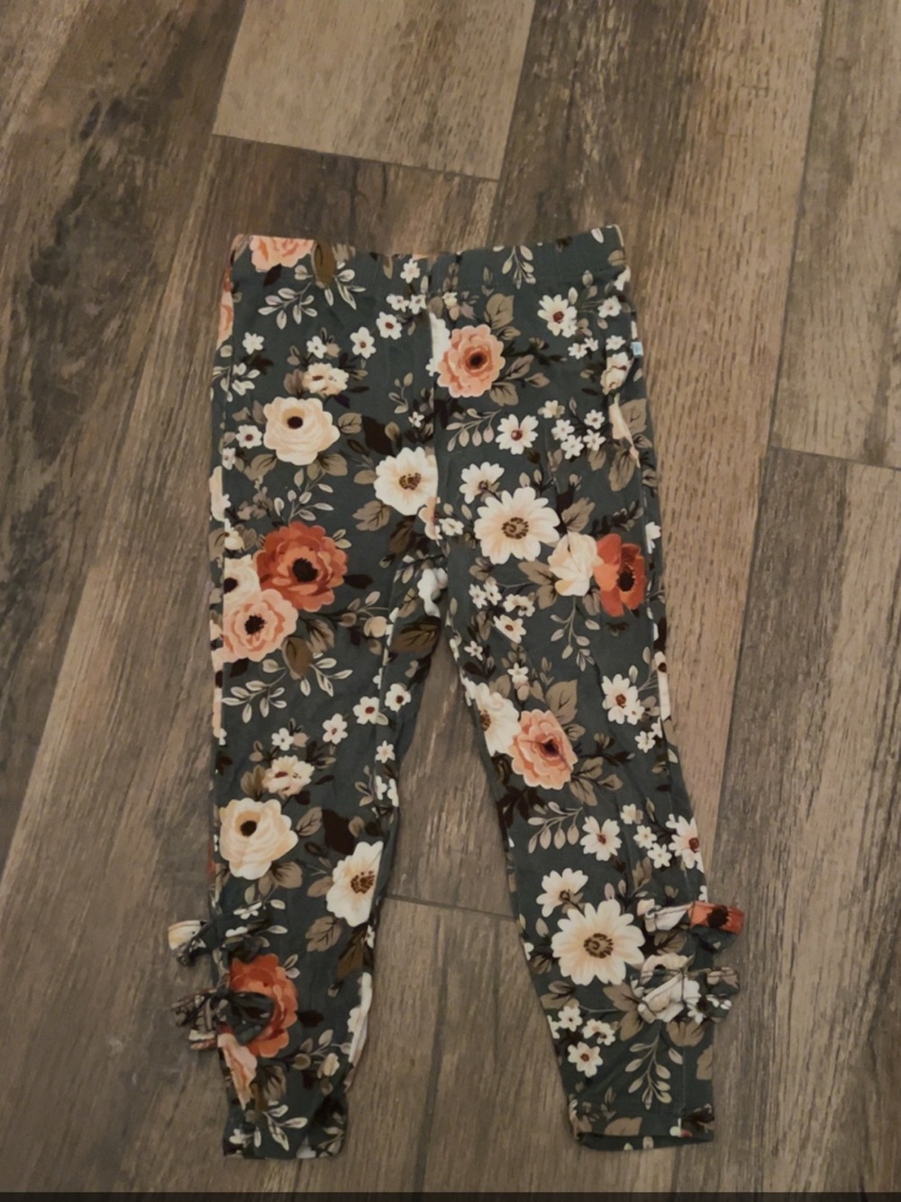 Posh Peanut Floral Tie-Leggings